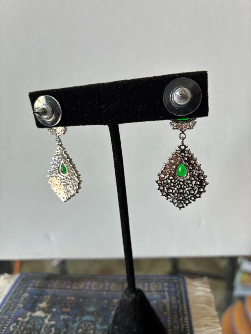 Elegant Green Crystal Drop Earrings - Brand